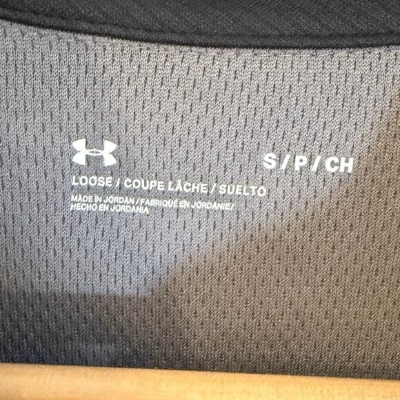 Under Armour Men’s Tech Polo Shirt Gray Sz Small Loose Fit Performance Golf - Picture 2 of 9